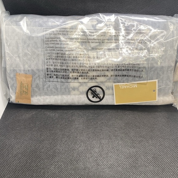 🖤🤍MICHAEL KORS🖤🤍Black/Optic White Jet Set Logo Travel Continental Wallet/NWT - Picture 3 of 5